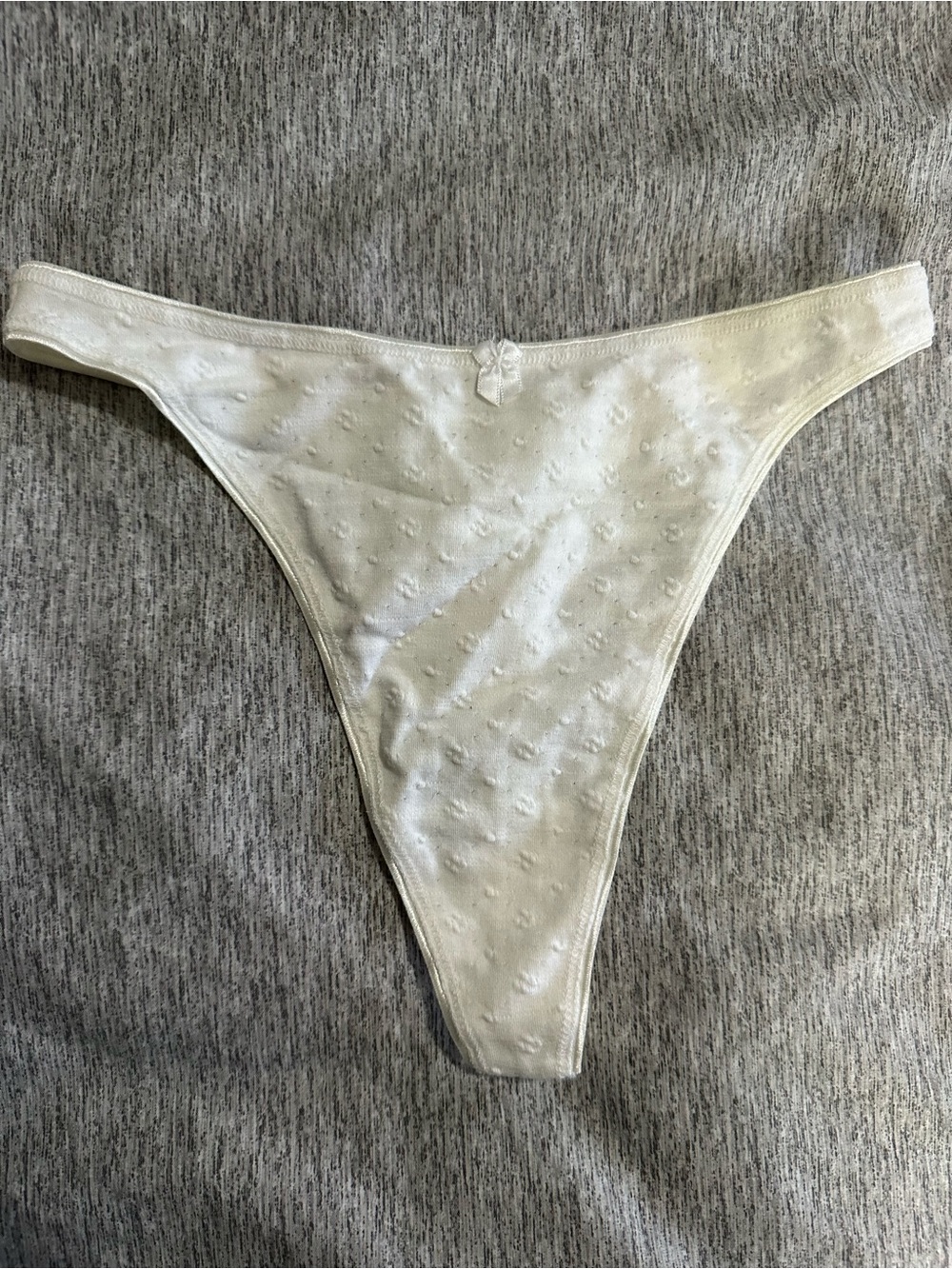 Vintage 1999 Victoria’s Secret Eyelet Thong Medium NWT